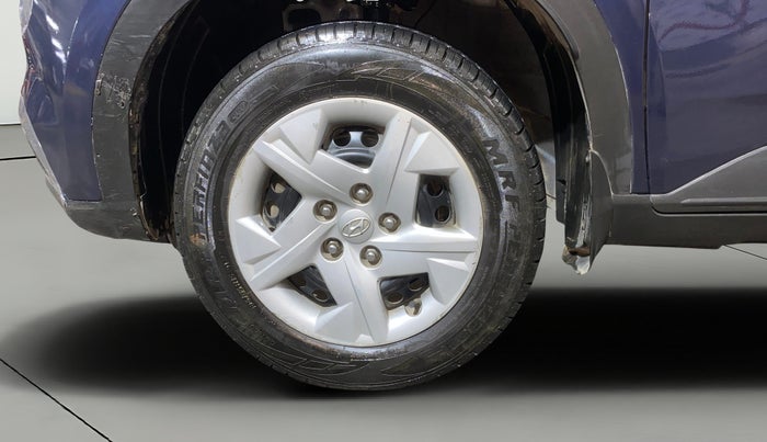 2020 Hyundai VENUE S 1.2, Petrol, Manual, 54,006 km, Left Front Wheel