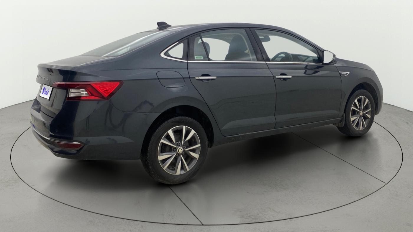 2023 Skoda SLAVIA STYLE 1.0L TSI MT, Petrol, Manual, 31,582 km, Right Back Diagonal