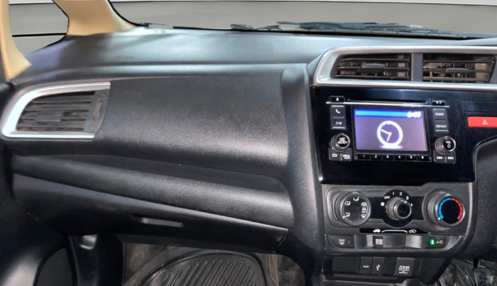 2015 Honda Jazz 1.2L I-VTEC SV, Petrol, Manual, 84,349 km, Air Conditioner