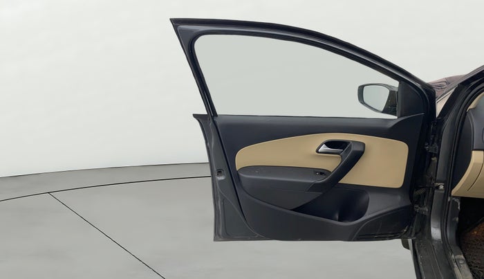 2017 Volkswagen Polo HIGHLINE1.2L, Petrol, Manual, 36,174 km, LHS Front Door