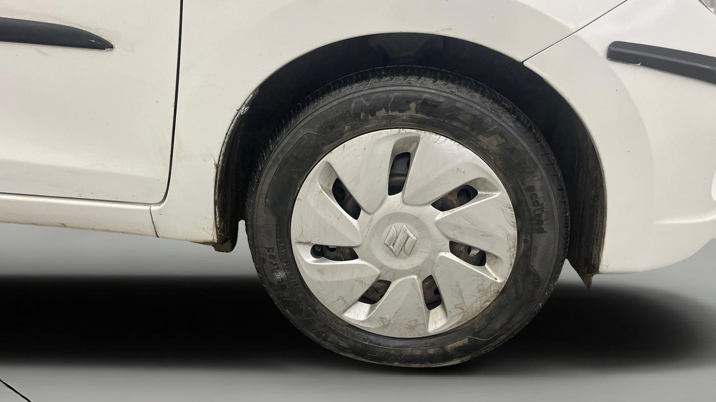 2014 Maruti Celerio VXI AMT, Petrol, Automatic, 42,858 km, Right Front Wheel