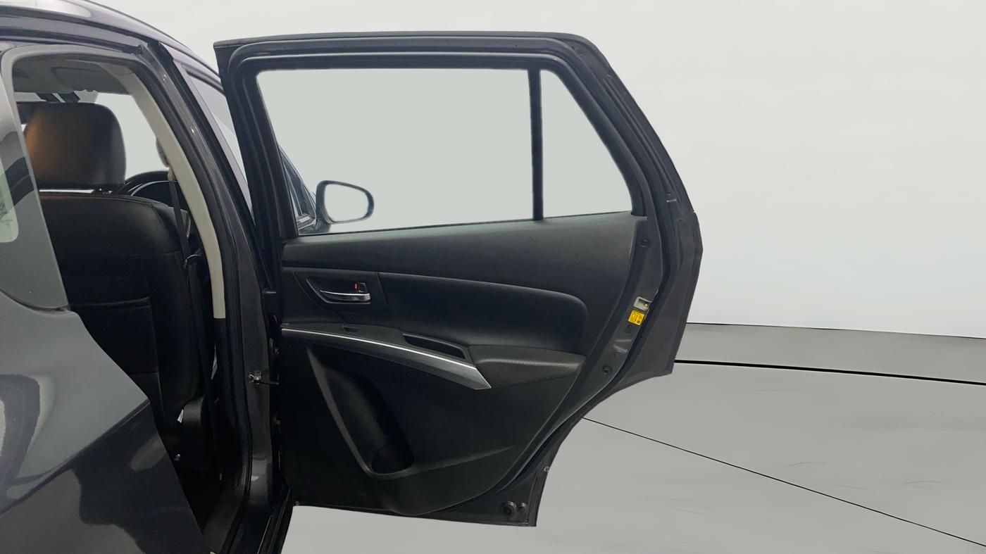 2020 Maruti S Cross ALPHA AT1.5, Petrol, Automatic, 76,838 km, RHS Rear Door
