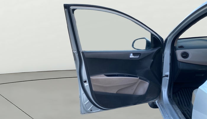 2017 Hyundai Xcent S 1.2, Petrol, Manual, 89,108 km, LHS Front Door