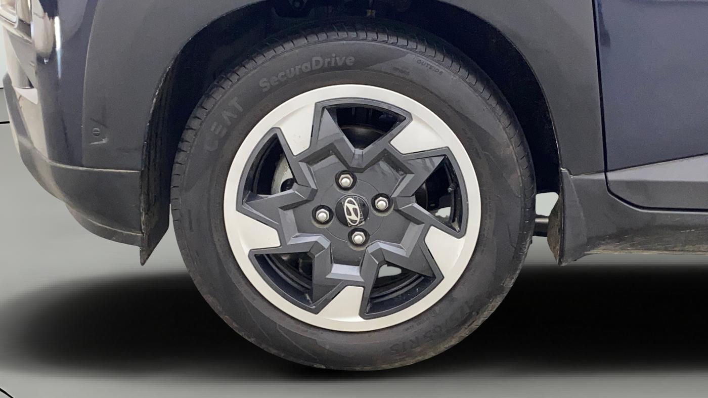 2025 Hyundai EXTER  SX 1.2 AMT, Petrol, Automatic, 1,140 km, Left Front Wheel