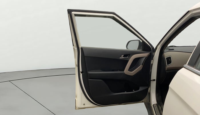 2015 Hyundai Creta SX PLUS 1.6 PETROL, Petrol, Manual, 69,803 km, LHS Front Door