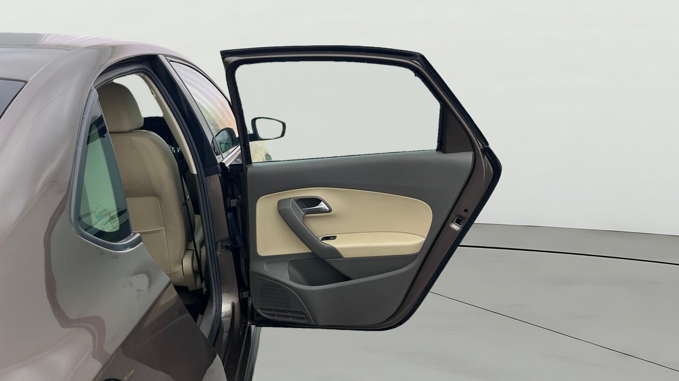 2020 Volkswagen Vento HIGHLINE 1.0L TSI AT, Petrol, Automatic, 34,673 km, RHS Rear Door