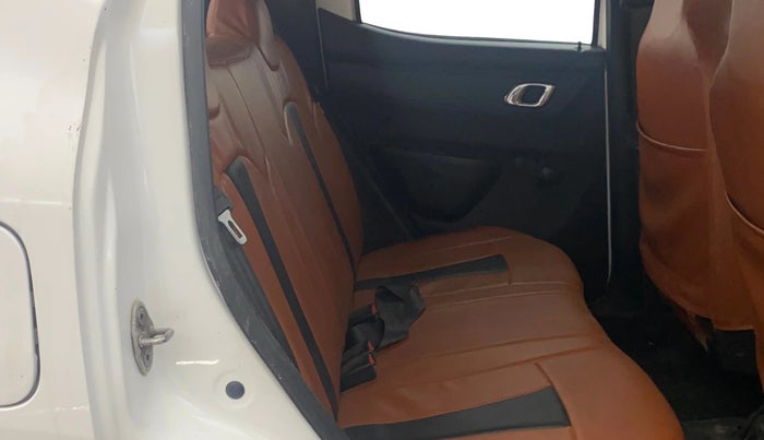 2018 Renault Kwid RXT 1.0 AMT (O), Petrol, Automatic, 47,888 km, Right Side Rear Door Cabin