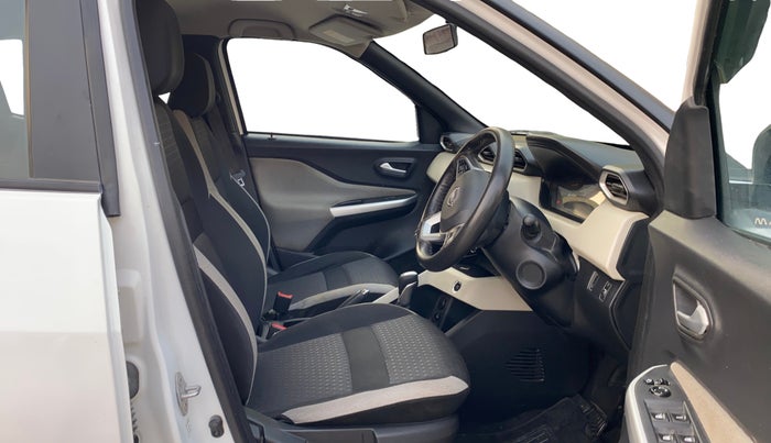 2022 Nissan MAGNITE XV TURBO CVT, Petrol, Automatic, 18,531 km, Right Side Front Door Cabin