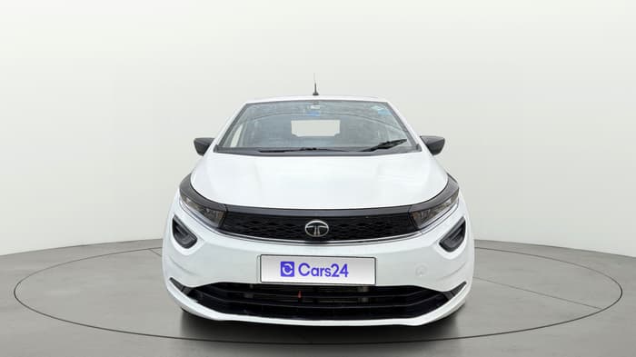 2024 Tata ALTROZ XM PLUS CNG, CNG, Manual, 29,859 km, Front
