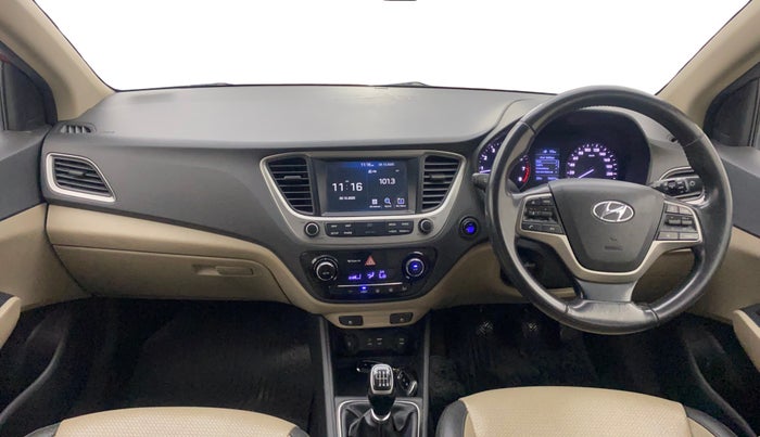 2017 Hyundai Verna 1.6 VTVT SX O, Petrol, Manual, 74,309 km, Dashboard