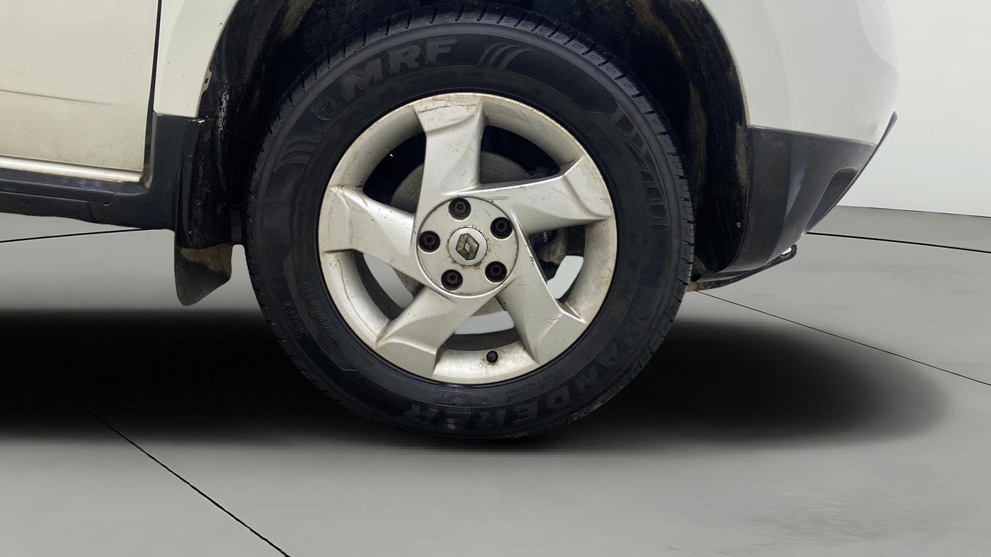2013 Renault Duster 85 PS RXL DIESEL, Diesel, Manual, 1,49,779 km, Right Front Wheel