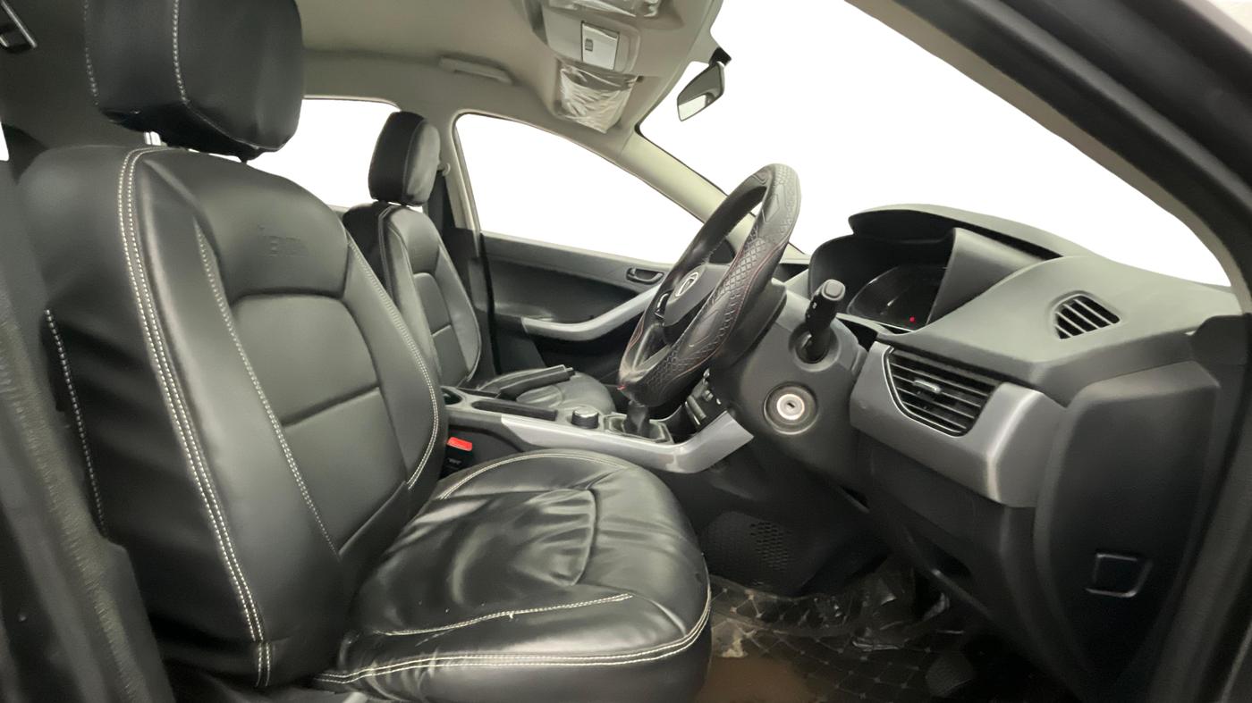2020 Tata NEXON XM PETROL, Petrol, Manual, 69,249 km, Right Side Front Door Cabin