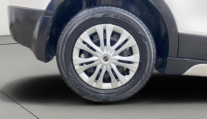 2016 Maruti S Cross ALPHA 1.3, Diesel, Manual, 1,27,663 km, Right Rear Wheel