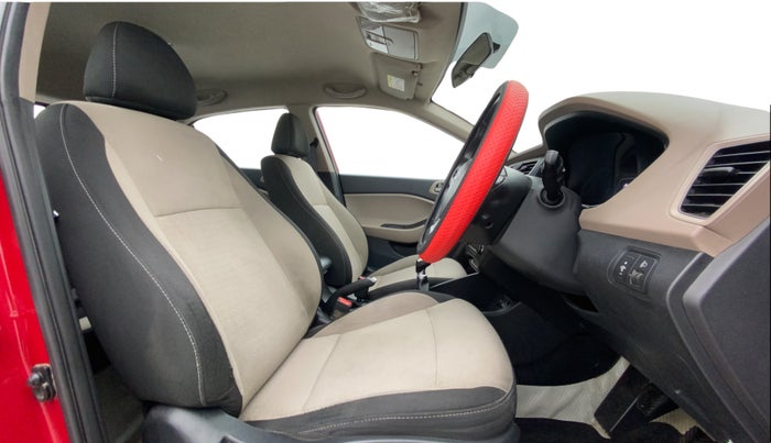 2016 Hyundai Elite i20 ASTA 1.2 (O), Petrol, Manual, 75,818 km, Right Side Front Door Cabin
