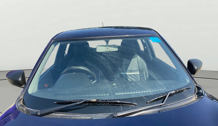 2020 Maruti Swift LXI, Petrol, Manual, 49,708 km, Front Windshield