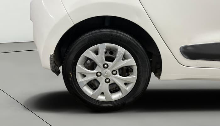 2014 Hyundai Grand i10 SPORTZ 1.2 KAPPA VTVT, Petrol, Manual, 73,809 km, Right Rear Wheel