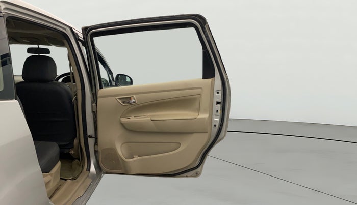 2017 Maruti Ertiga VXI, Petrol, Manual, 75,137 km, RHS Rear Door