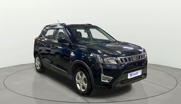 2020 Mahindra XUV300 W6 1.2 PETROL, Petrol, Manual, 83,760 km, SRP