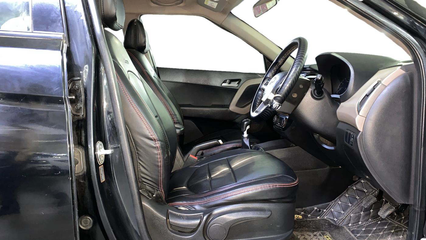 2016 Hyundai Creta  SX 1.6 Petrol , Petrol, Manual, 90,703 km, Right Side Front Door Cabin