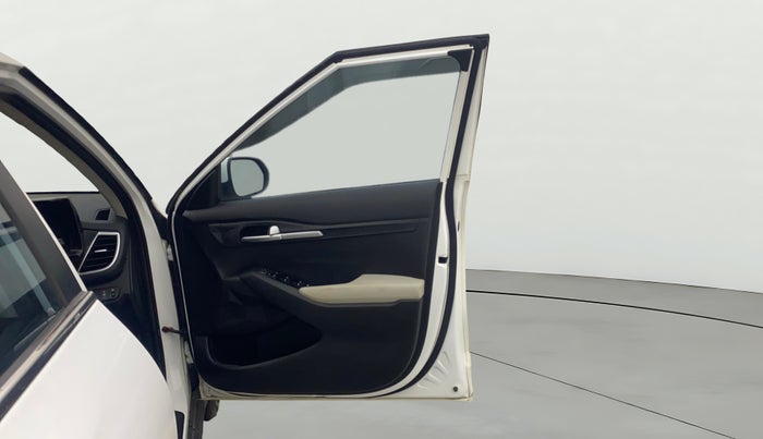 2021 KIA SELTOS HTK PLUS 1.5 IMT, Petrol, Manual, 69,318 km, RHS Front Door