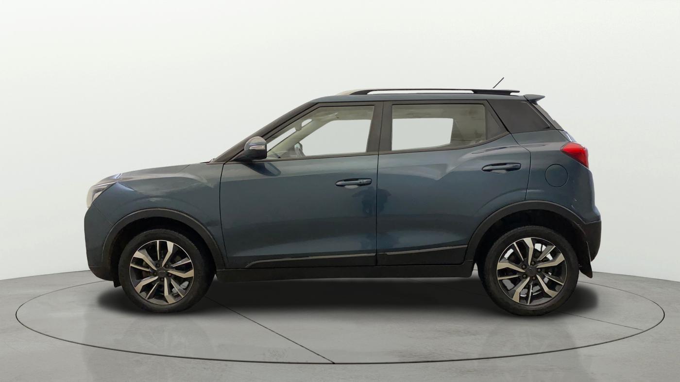 2019 Mahindra XUV300 W8 (O) 1.5 DIESEL AMT, Diesel, Automatic, 81,169 km, Left Side