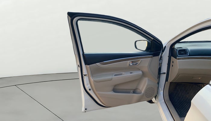 2022 Maruti Ciaz ALPHA 1.5 SHVS PETROL, Petrol, Manual, 20,693 km, LHS Front Door