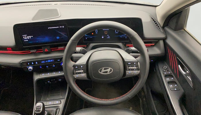 2023 Hyundai Verna SX (O) 1.5 TURBO PETROL MT, Petrol, Manual, 13,457 km, Steering Wheel Close Up