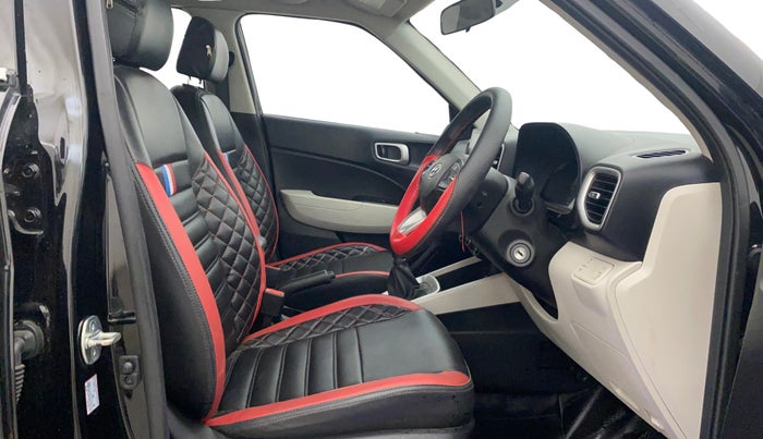 2023 Hyundai VENUE S 1.2, Petrol, Manual, 14,946 km, Right Side Front Door Cabin