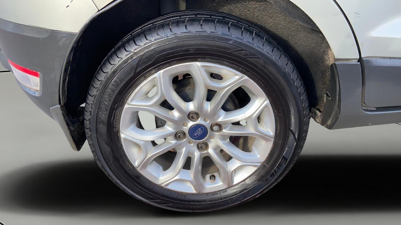 2015 Ford Ecosport TITANIUM 1.5L PETROL AT, Petrol, Automatic, 1,12,827 km, Right Rear Wheel