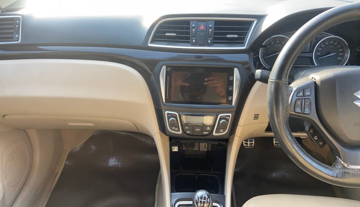 2017 Maruti Ciaz ALPHA 1.4 PETROL, Petrol, Manual, 60,471 km, Air Conditioner