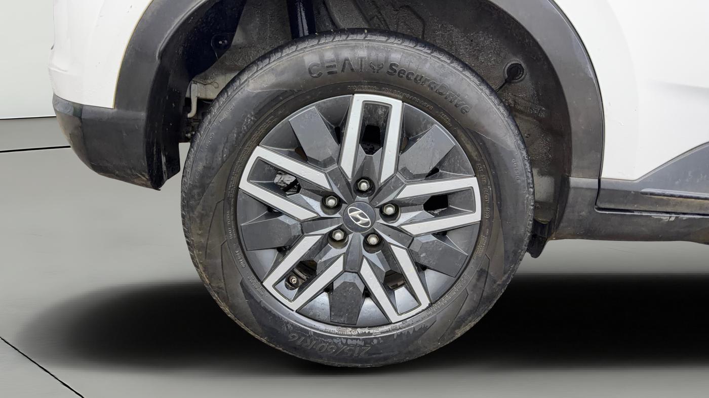 2022 Hyundai VENUE S (O) 1.0 TURBO IMT, Petrol, Manual, 50,349 km, Right Rear Wheel