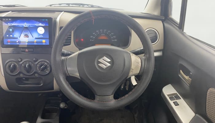 2014 Maruti Wagon R 1.0 LXI CNG, CNG, Manual, 77,879 km, Steering Wheel Close Up