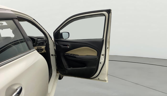 2023 Toyota Glanza G, CNG, Manual, 33,695 km, RHS Front Door