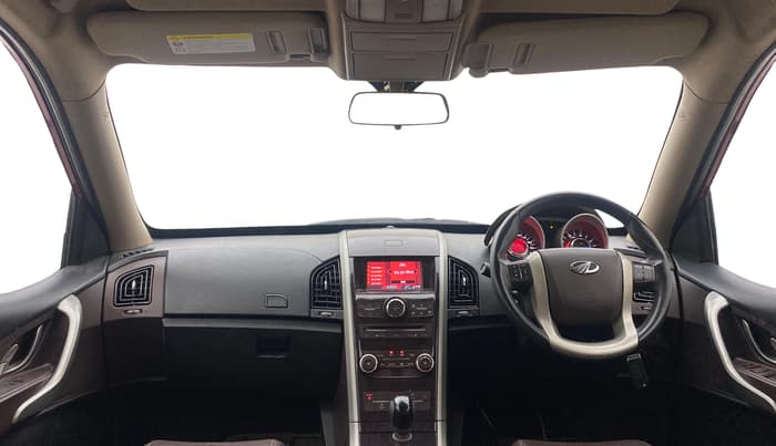 2014 Mahindra XUV500 W8, Diesel, Manual, 1,03,541 km, Dashboard