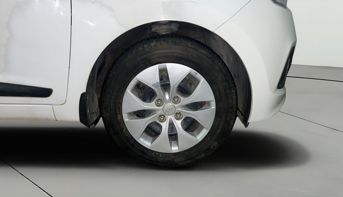 2015 Hyundai Xcent S 1.2, Petrol, Manual, 57,684 km, Right Front Wheel