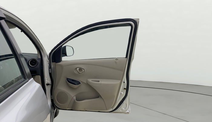 2016 Datsun Go T, Petrol, Manual, 47,317 km, RHS Front Door