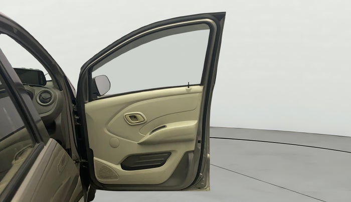 2017 Datsun Redi Go T (O), Petrol, Manual, 1,24,743 km, RHS Front Door