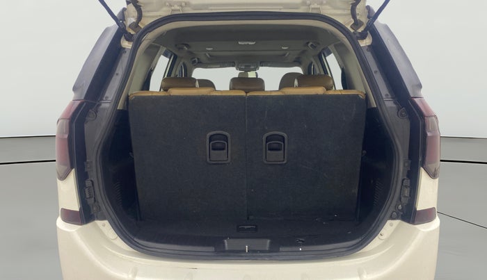 2018 Mahindra XUV500 W11(O), Diesel, Manual, 87,270 km, Boot Open Zoomed View