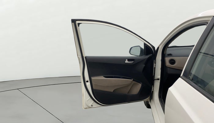 2015 Hyundai Xcent S (O) 1.2, CNG, Manual, 72,300 km, LHS Front Door