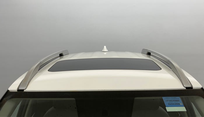 2020 Hyundai VENUE SX 1.0 TURBO IMT DUAL TONE, Petrol, Manual, 59,476 km, Moonroof/ Sunroof