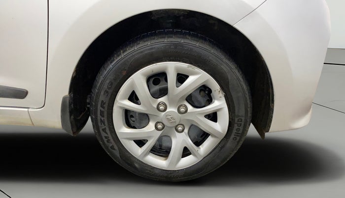 2018 Hyundai Grand i10 SPORTZ 1.2 KAPPA VTVT, CNG, Manual, 34,912 km, Right Front Wheel