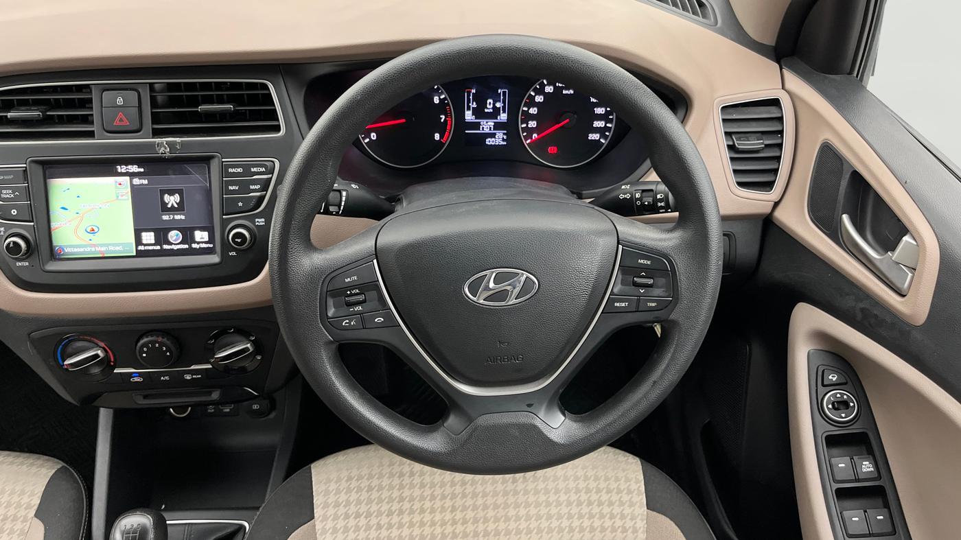 2020 Hyundai Elite i20 SPORTZ PLUS 1.2, Petrol, Manual, 10,035 km, Steering Wheel Close Up