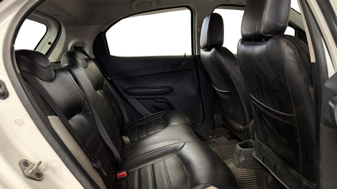 2019 Tata TIAGO NRG PETROL, CNG, Manual, 92,046 km, Right Side Rear Door Cabin