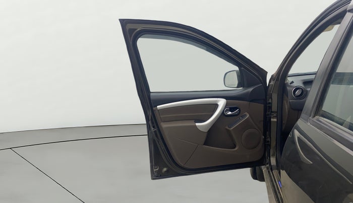 2017 Renault Duster 110 PS RXZ 4X2 AMT DIESEL, Diesel, Automatic, 73,461 km, LHS Front Door