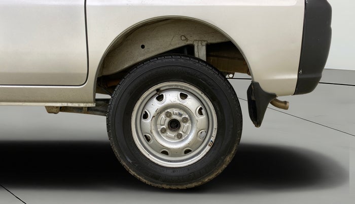 2020 Maruti Eeco 5 STR WITH A/C+HTR CNG, CNG, Manual, 1,28,645 km, Left Rear Wheel