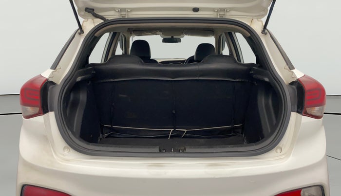 2018 Hyundai Elite i20 MAGNA EXECUTIVE 1.2, Petrol, Manual, 29,948 km, Boot Open Zoomed View