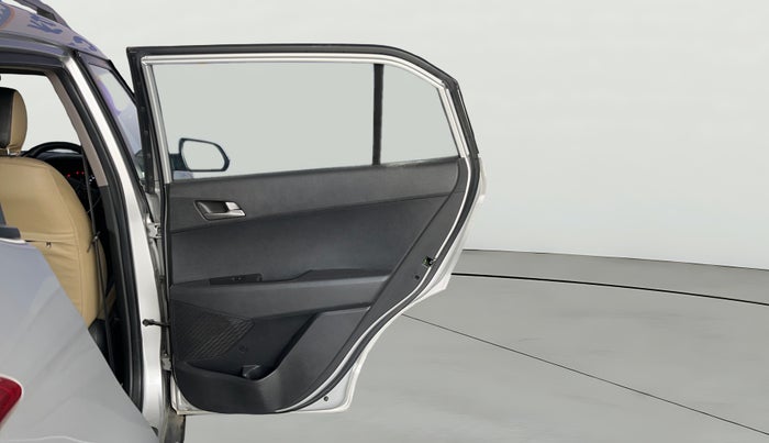 2018 Hyundai Creta SX PLUS 1.6 DIESEL, Diesel, Manual, 1,36,104 km, RHS Rear Door