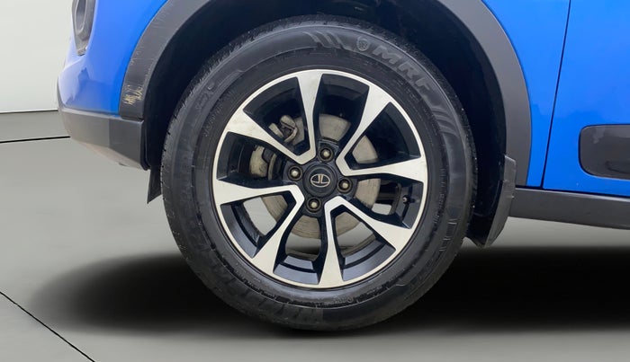 2020 Tata NEXON XZA PLUS (O) DIESEL, Diesel, Automatic, 75,437 km, Left Front Wheel