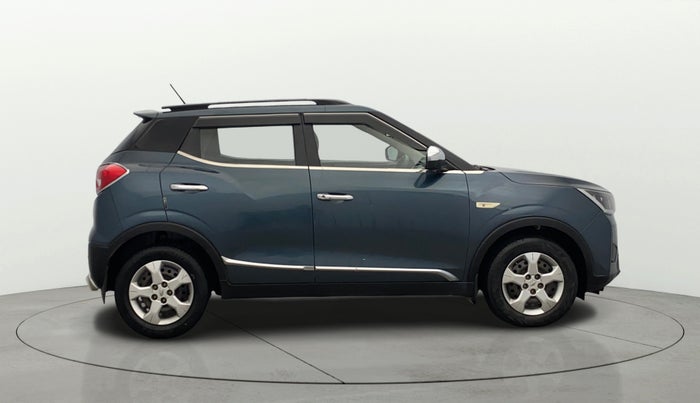 2021 Mahindra XUV300 1.5 W6 MT, Diesel, Manual, 45,062 km, Right Side View