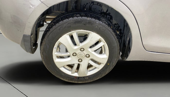 2014 Maruti Swift Dzire ZXI, Petrol, Manual, 39,182 km, Right Rear Wheel